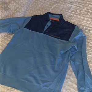 Vineyard vines sweatshirt